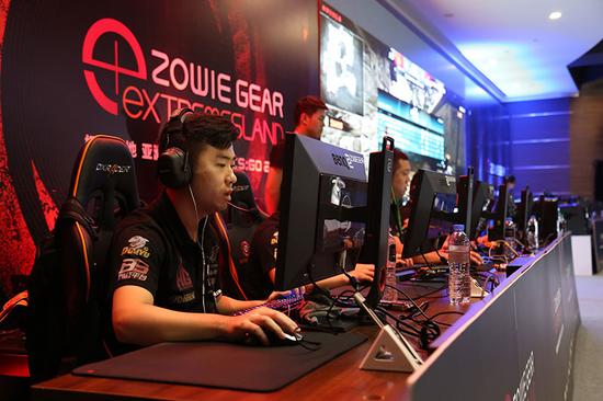 徐一璠与杨 徐一璠与杨