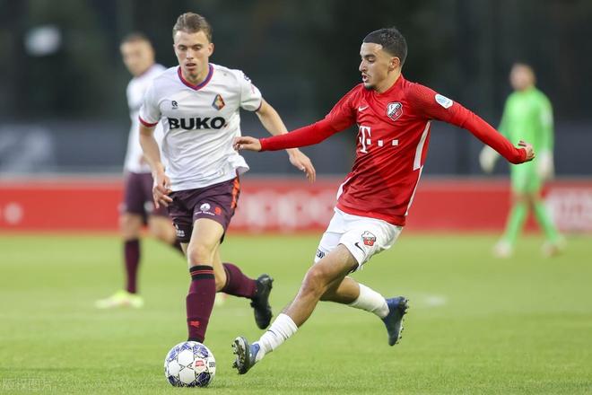 面对何种进 面对何种进