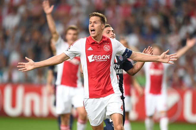 侧翼夹击果 侧翼夹击果